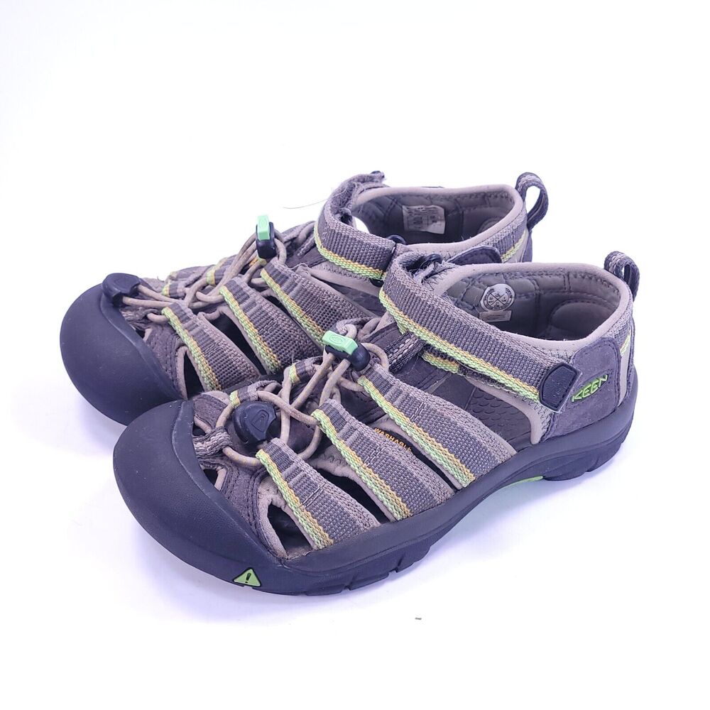 KEEN Newport H2 Hiking Outdoor Adjustable Sandal Youth Boys Size 2 1014266 Gray